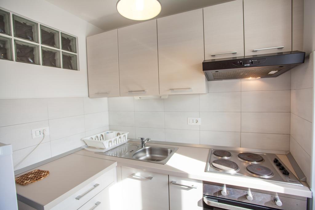 Apartment Pogled Na Luku 크레스 외부 사진