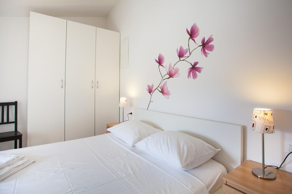 Apartment Pogled Na Luku 크레스 외부 사진