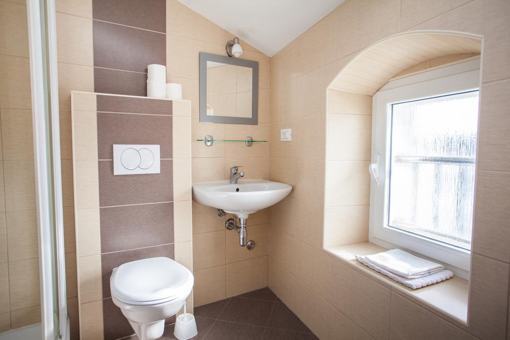 Apartment Pogled Na Luku 크레스 외부 사진